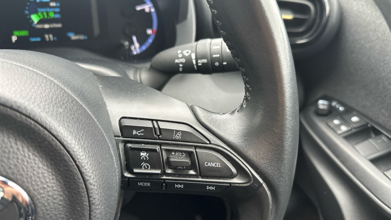 Toyota Yaris Cross 1.5 Hybrid Premiere Edition AWD 5dr CVT Hybrid Estate